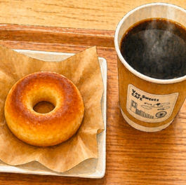 Vee Sweetsドーナツのモーニングセット