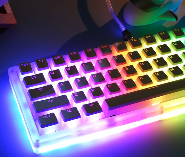 Teclado de perfil OEM PBT com 108 teclas