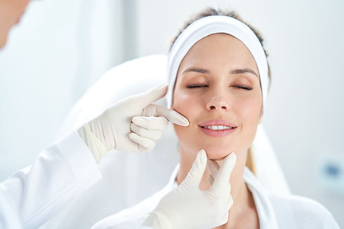 scene-medical-cosmetology-treatments-botox-injection.jpg