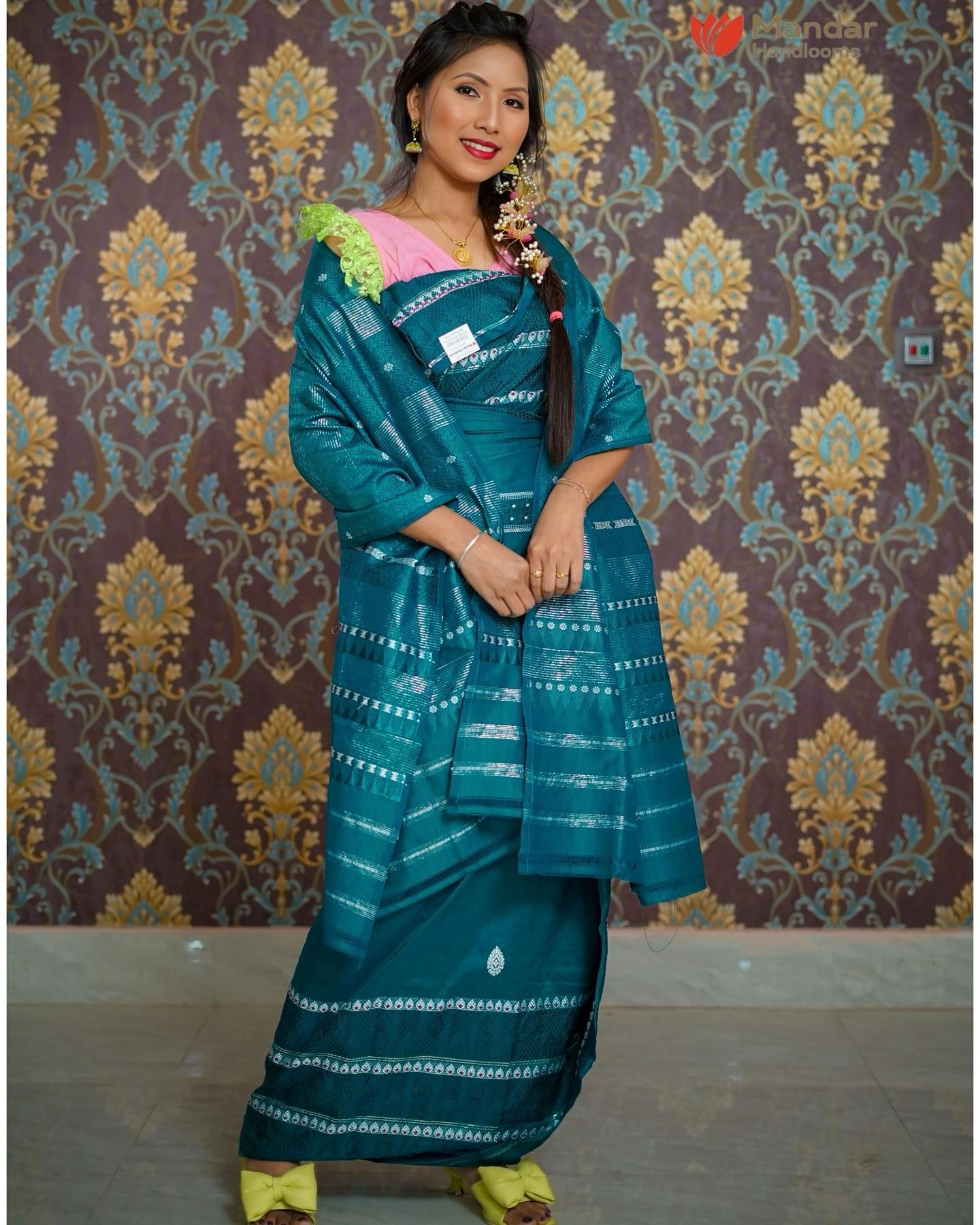 Swess Paat Padmini Handloom Ocean Blue Dokhona Set Mandar Handloom