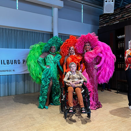 Drag Queen Show in de Heikant