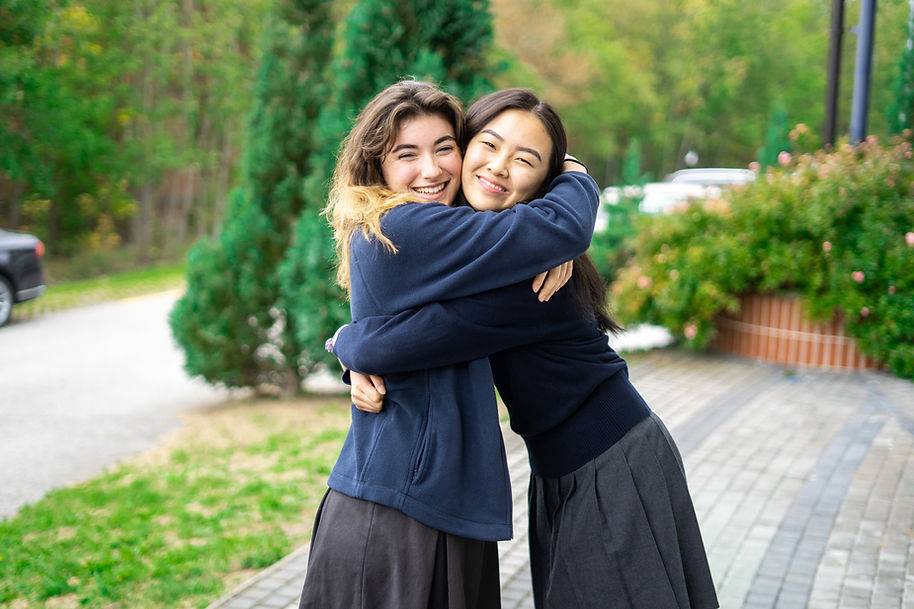 Townshend-International-School-Student-Friendship.jpg