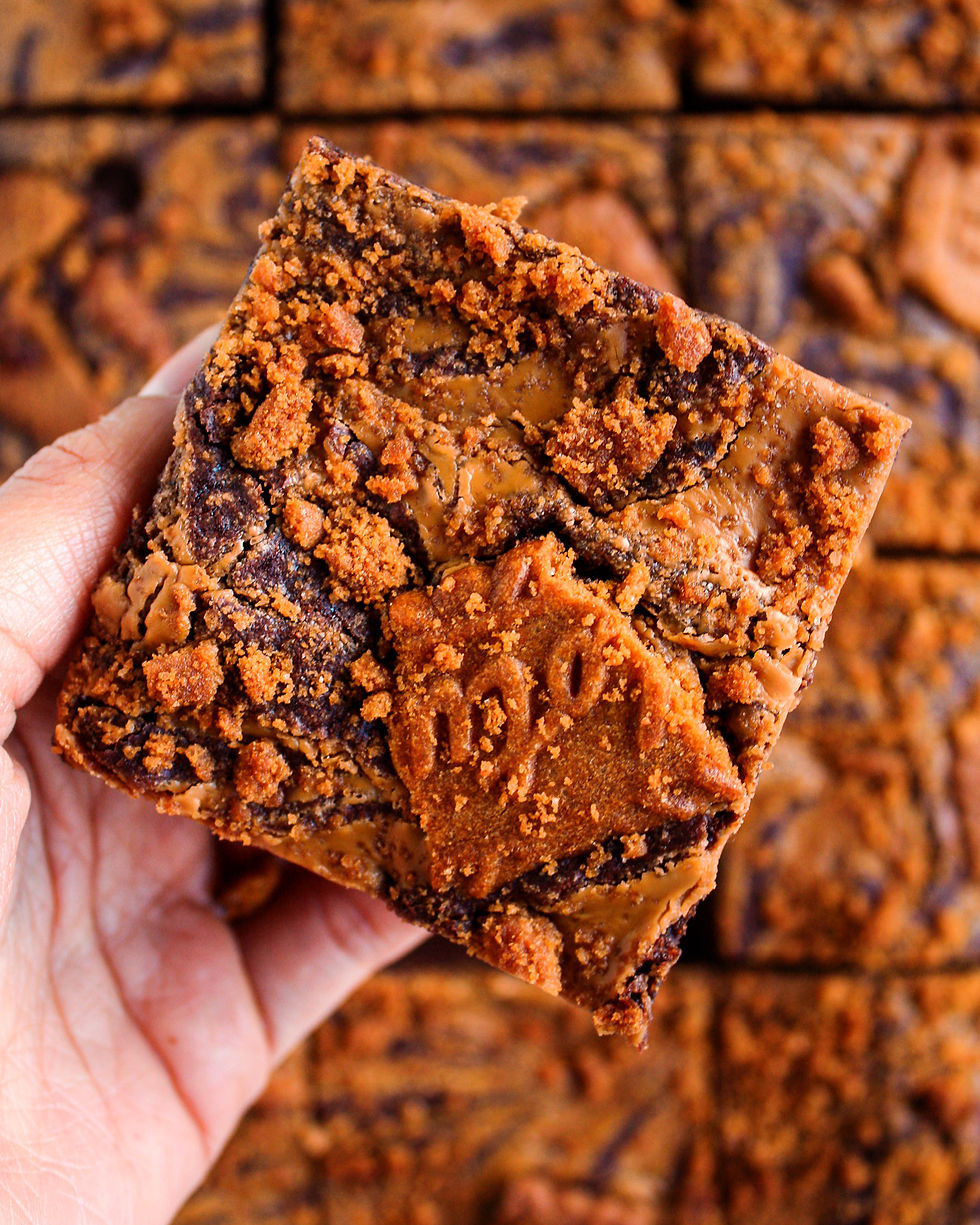 Thumbnail: Six brownies