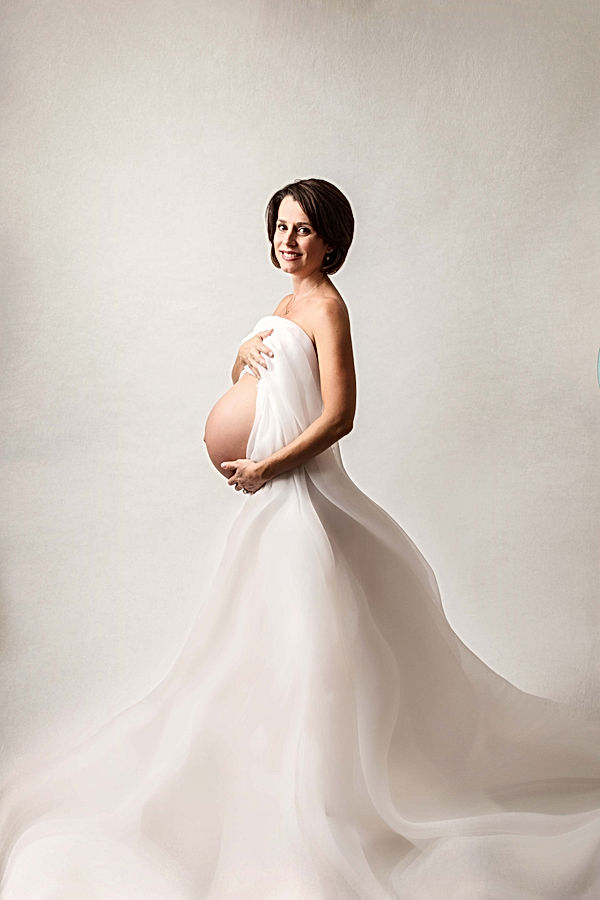 bump to baby photo shoot Basingstoke