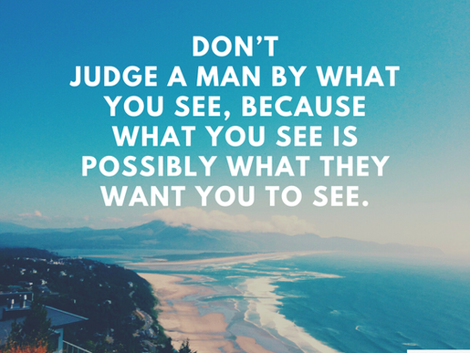 與「評價他人」有關的英文金句分享