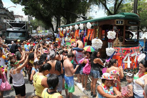 Carnaval de rua em Santos terá Carnacentro e Carnabonde