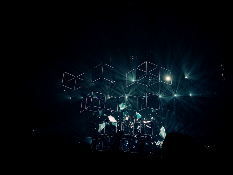 Flume in Switzerland_edited.png