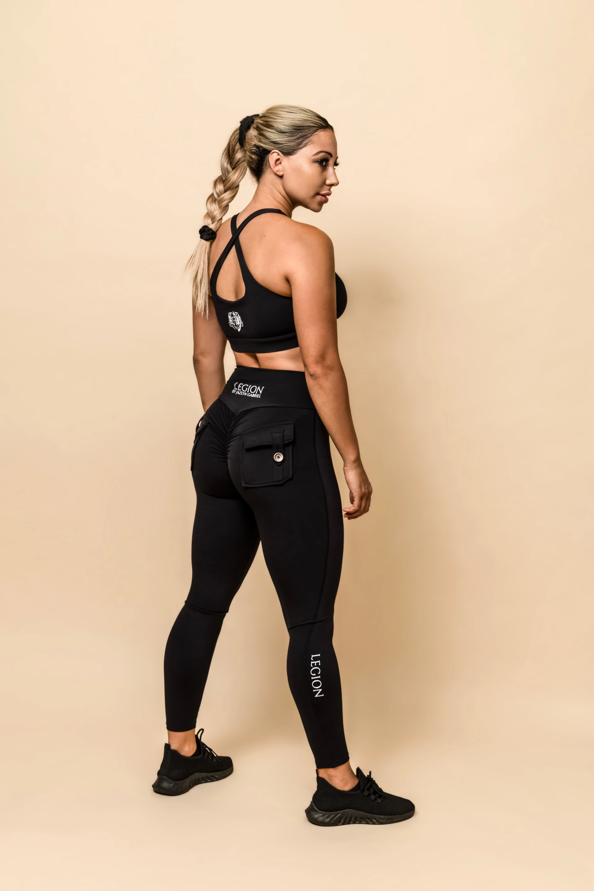 ONYX SERIES- CROP TOP AND LEGGINGS SET