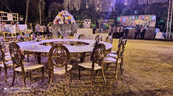 VIP Sitting