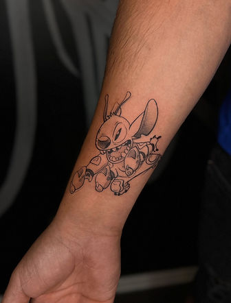Finelinetattoo_Stitch.jpg