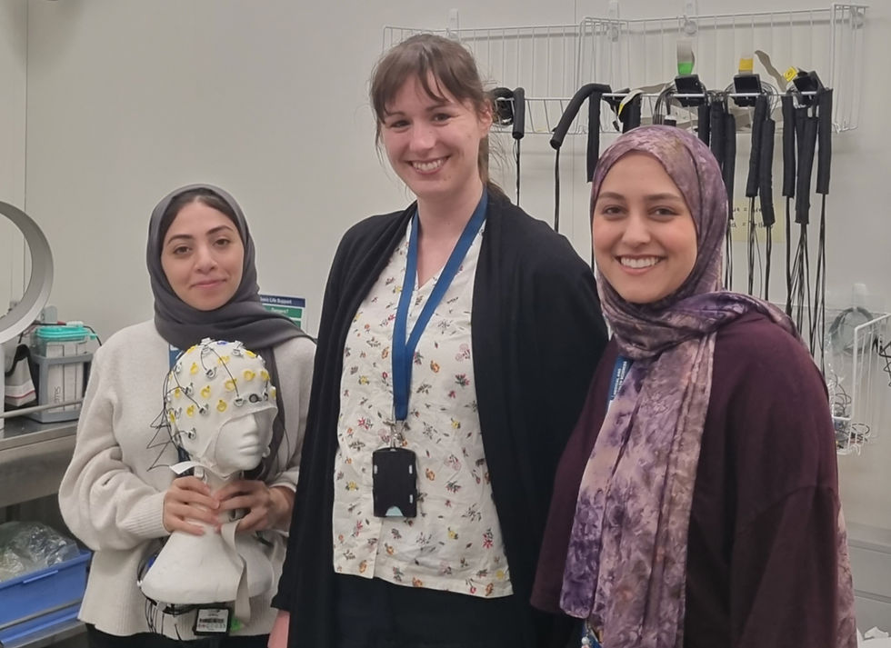 Dr Rachael Sumner in a laboratory with her colleagues