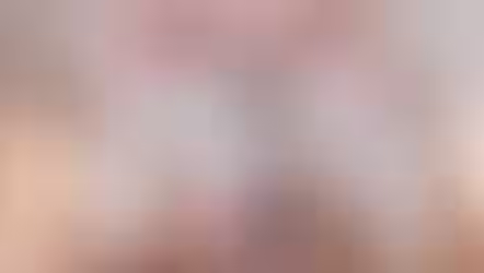 Mulheres com pernas para o alto em despedida de solteira