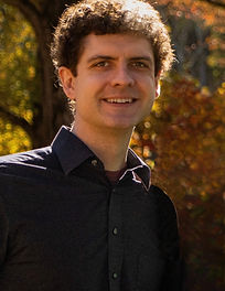 czerw headshot fall 5 400w.jpg