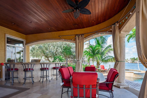 Outdoor kitchen before the beautiful renovation