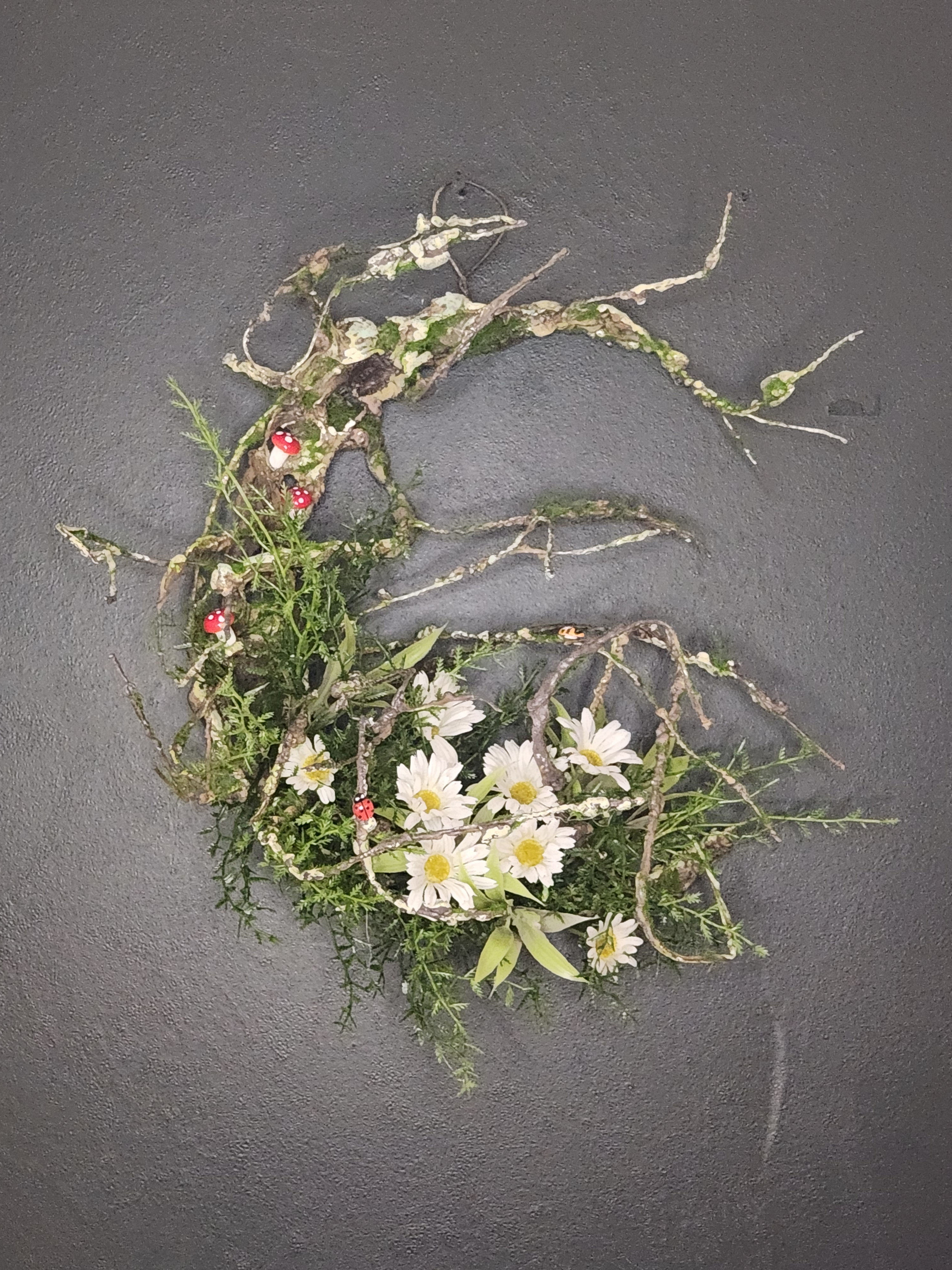 daisy wreath