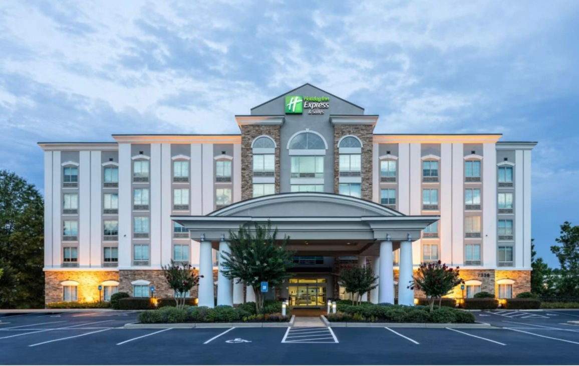 Holiday Inn Express & Suites located in Columbus Georgia