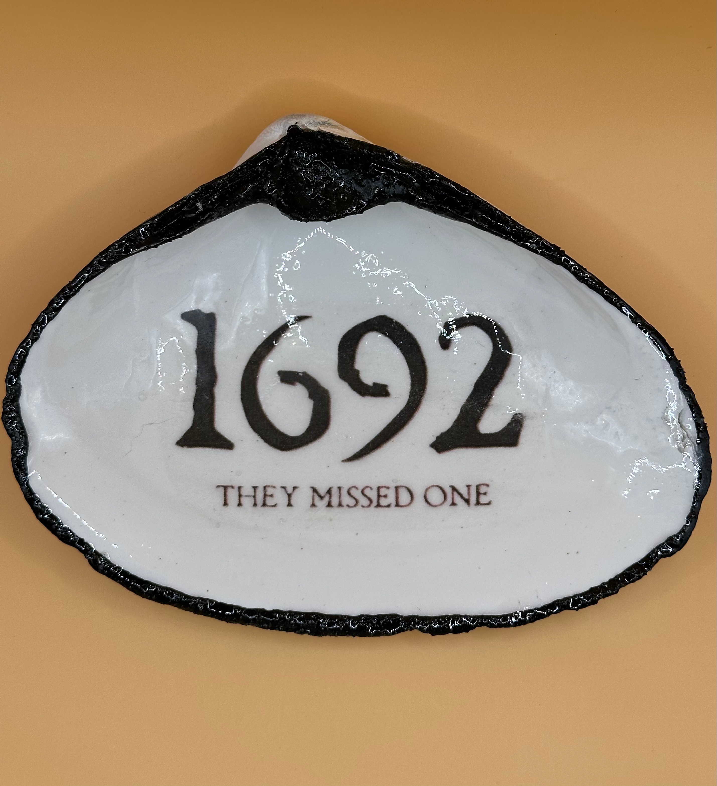 1692 Salem Witch Clam Shell Jewelry Dish & Trinket Tray