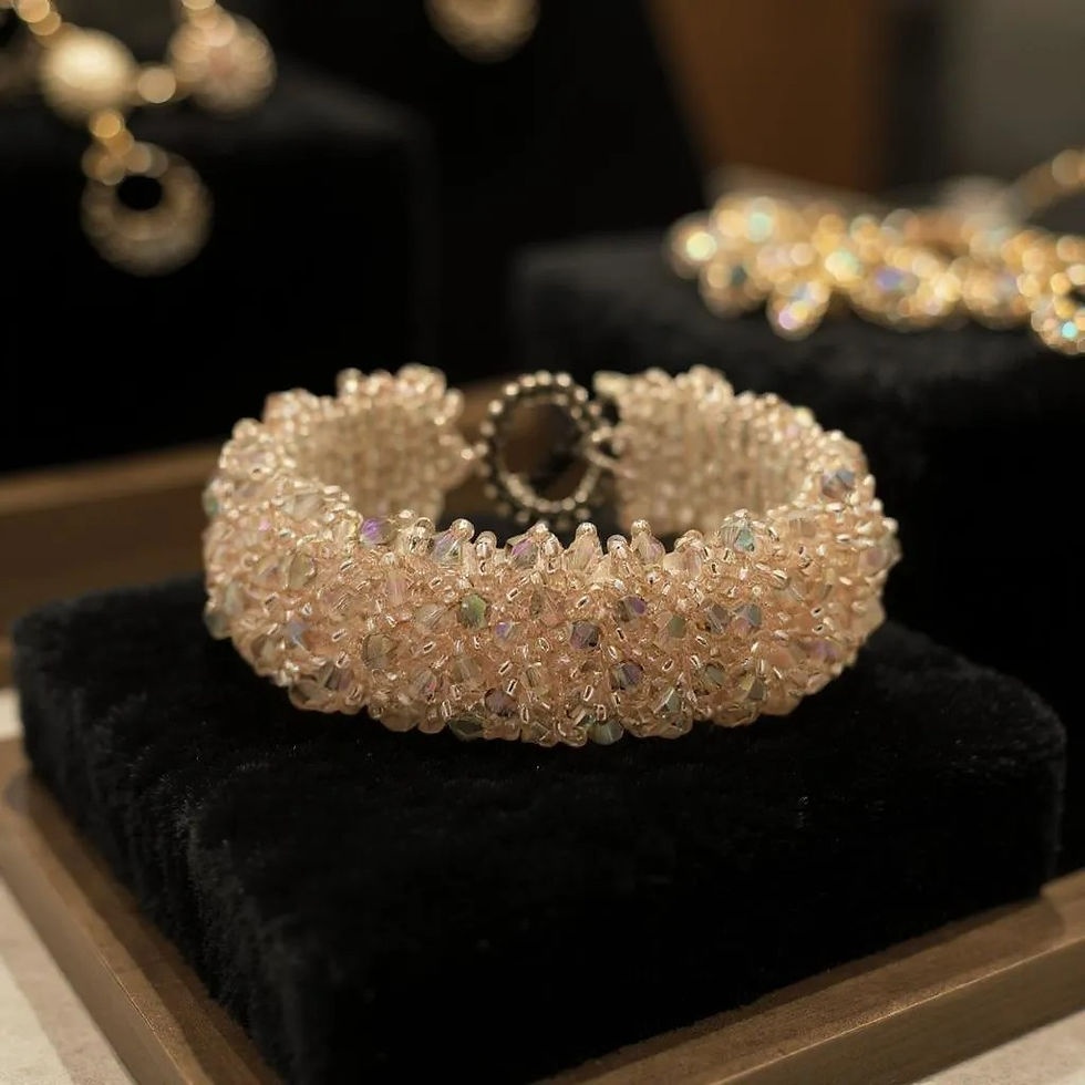 Thumbnail: Shimmering Shaggy Bracelet