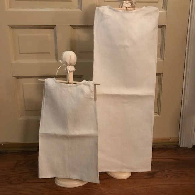 Thumbnail: 5-piece c 1800 English infant layette including undergarments