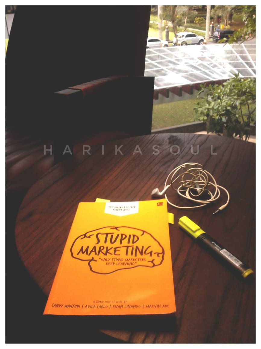 #BOOKREVIEW II STUPID MARKETING