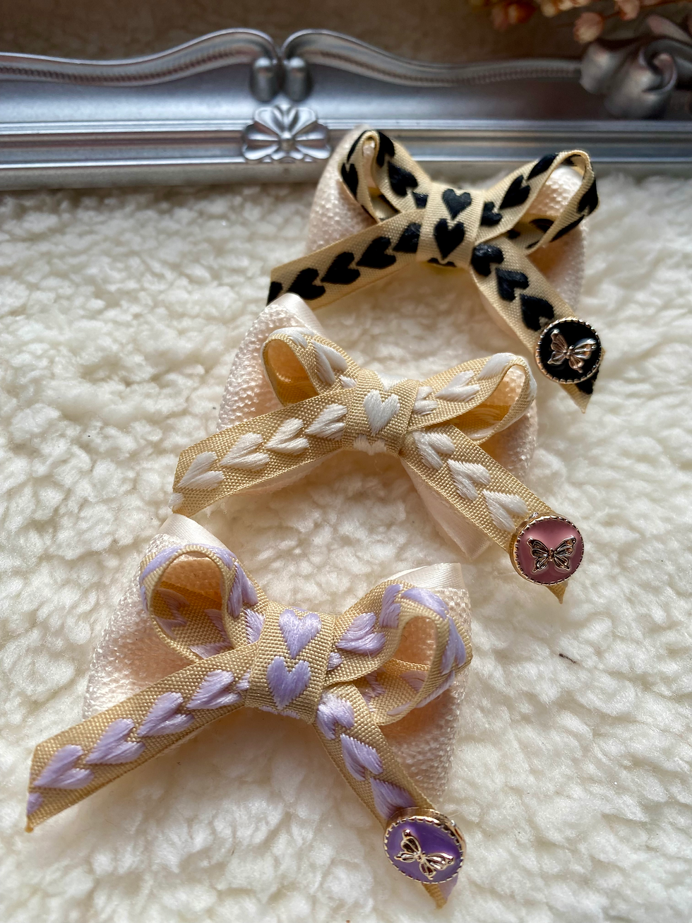 Laço Love borboletinha