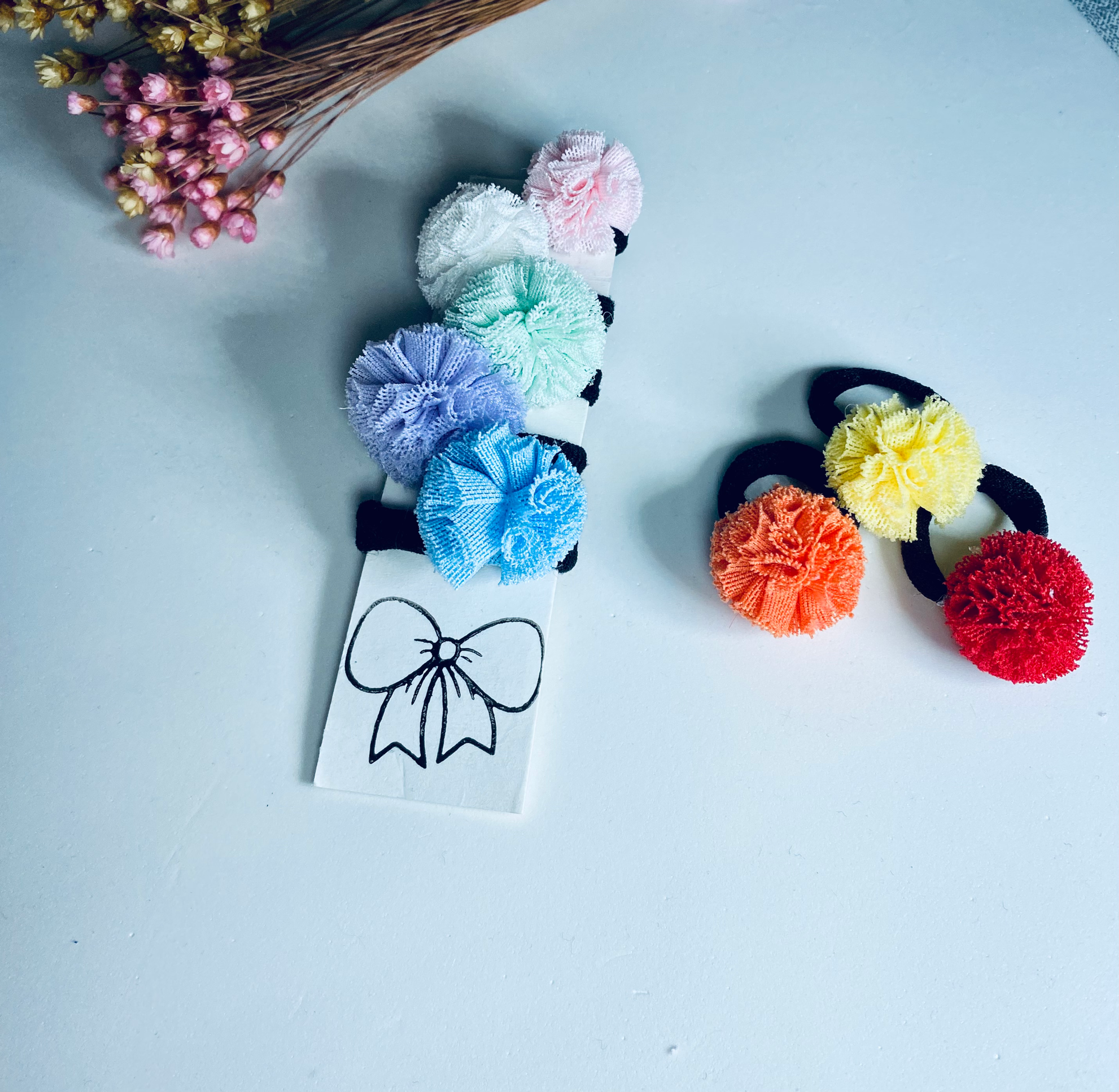 Kit 8 pompons coloridos 