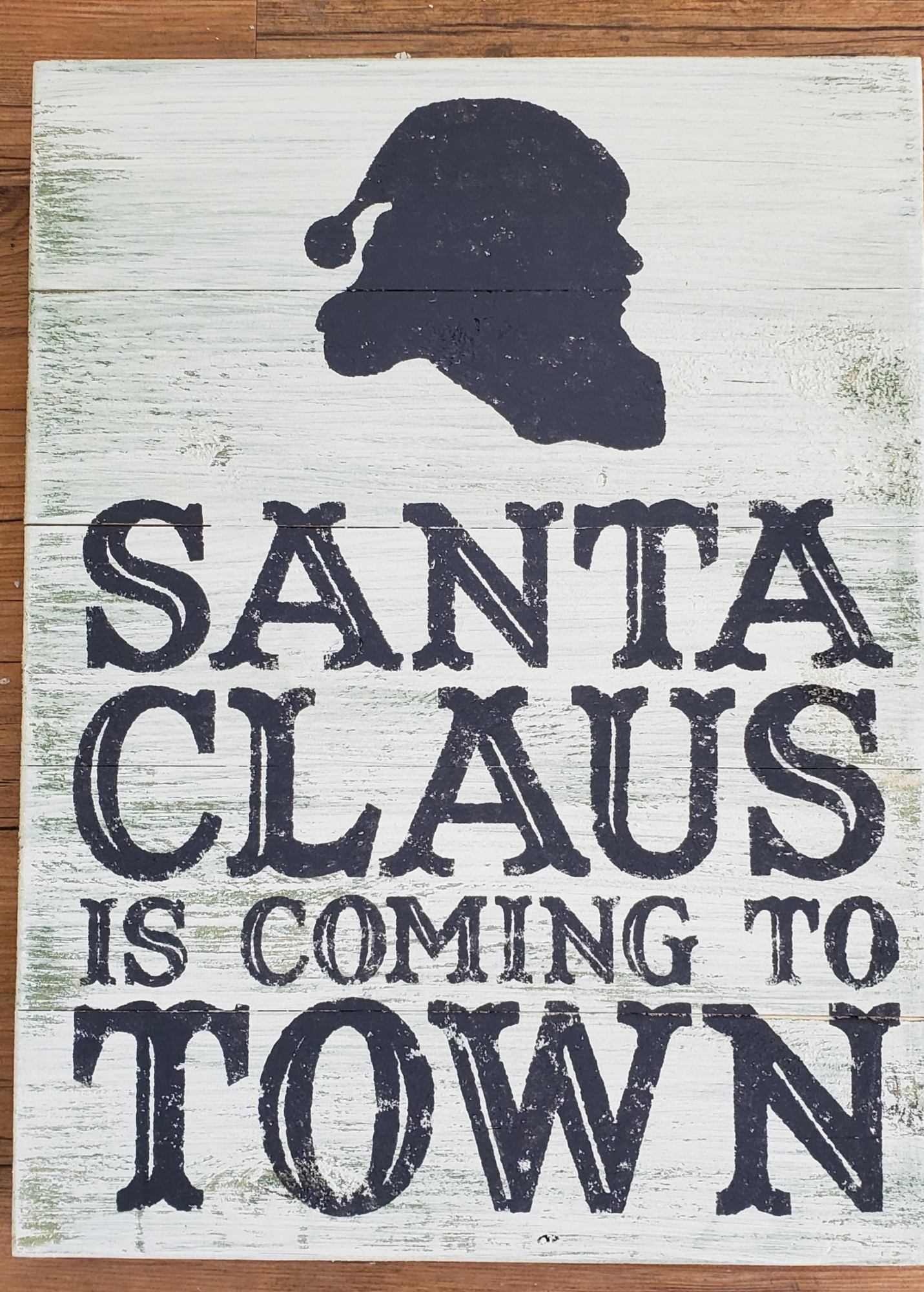SANTA CLAUS IS COMING