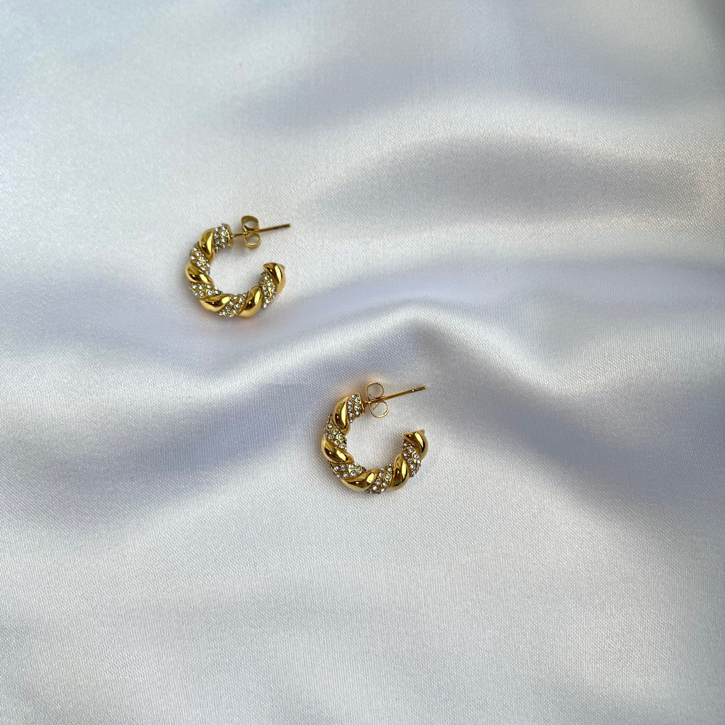 Tyra hoop earrings