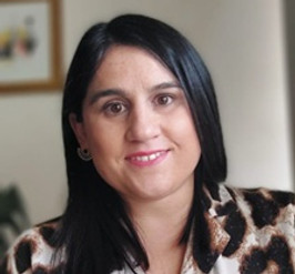 cata acuña_edited.jpg