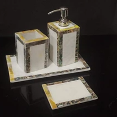 MARBLE BATHROOM S/4