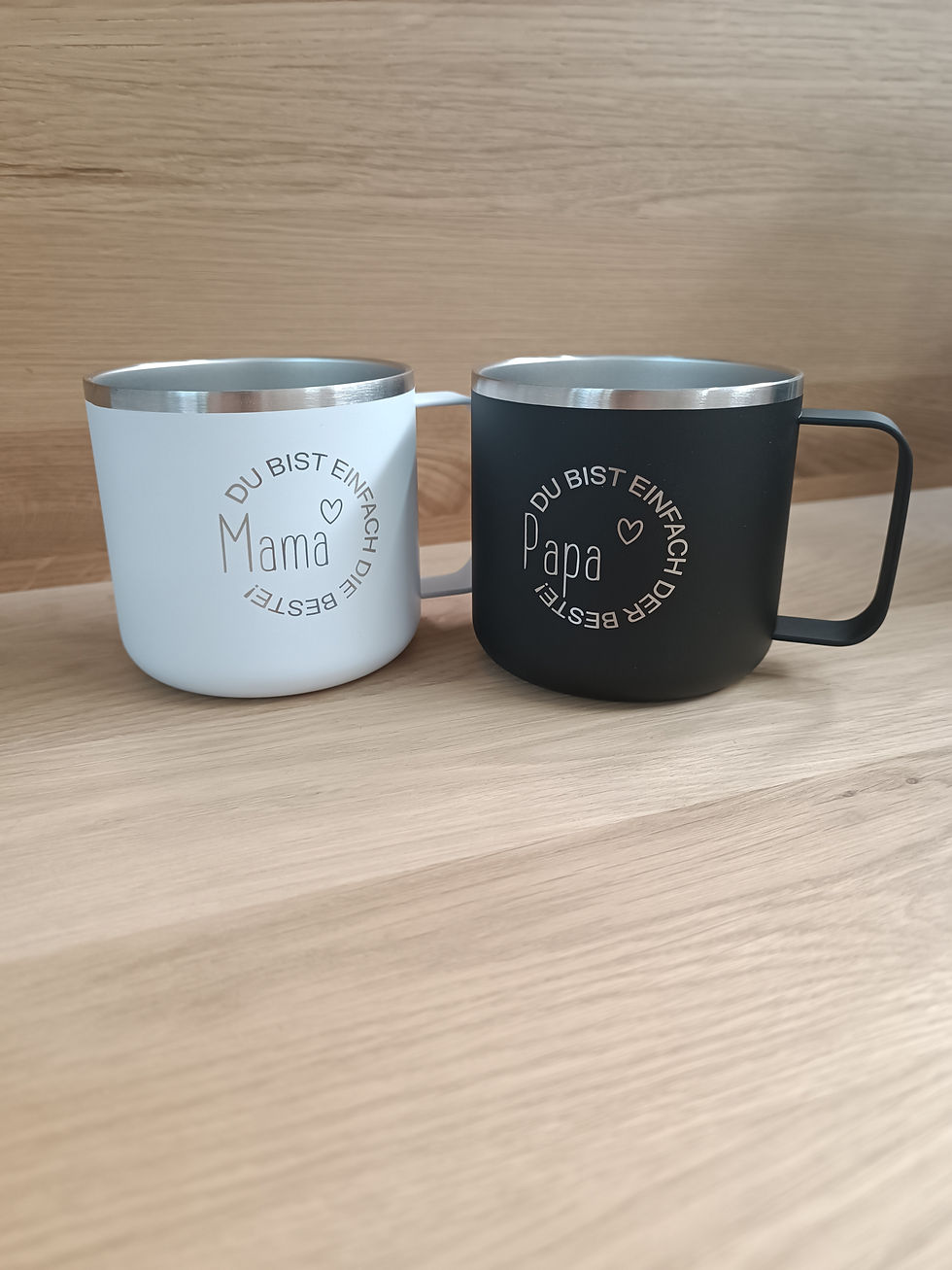 Miniaturbild: Edelstahltasse