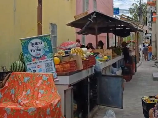 Cansanção: comerciantes sofrem prejuízos após vândalos incendiarem estruturas no Calçadão da Verdura