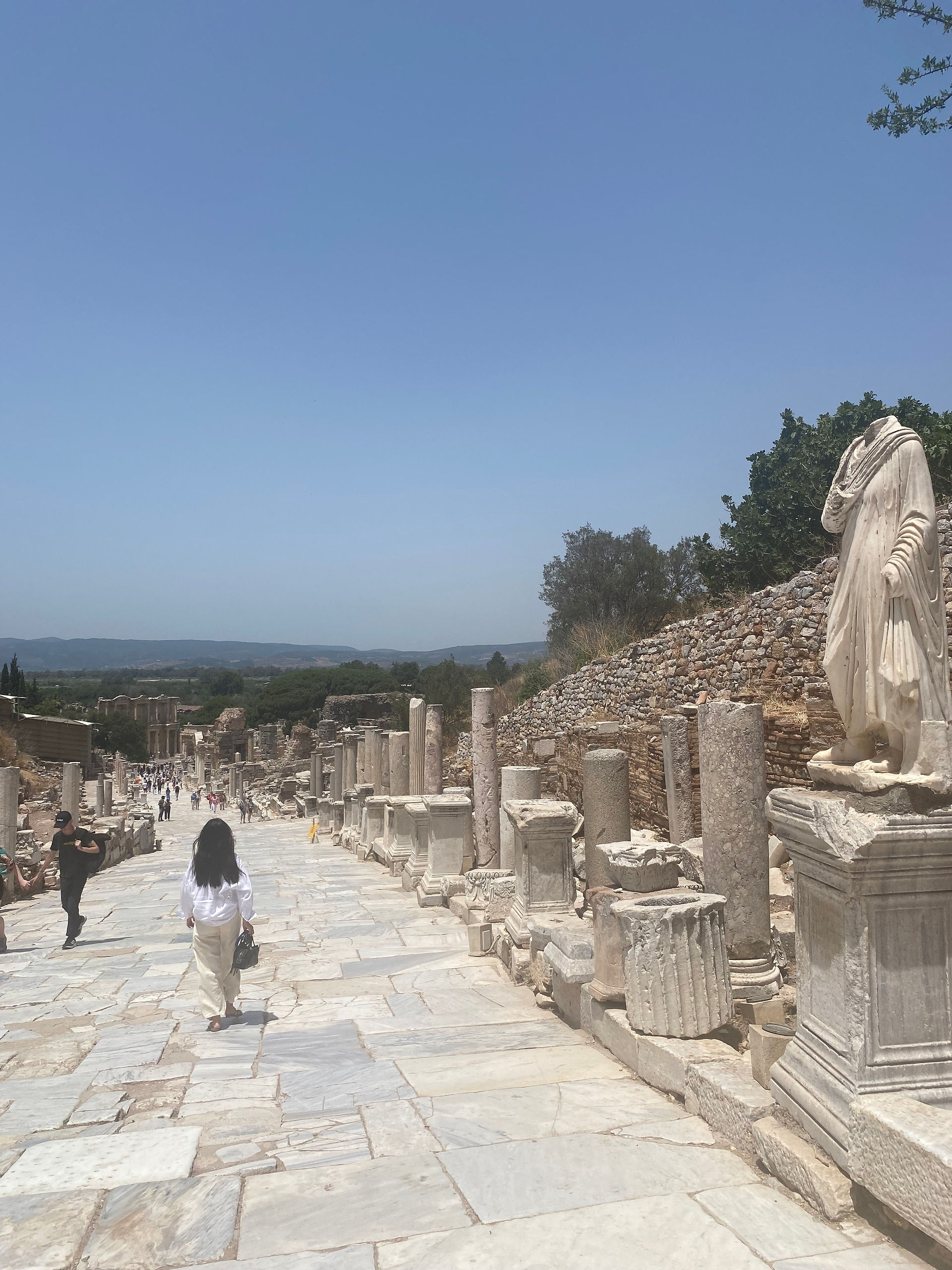Harbour road Ephesus