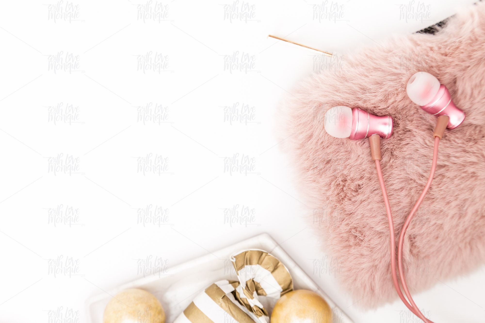 Gold & Dusty Pink 06