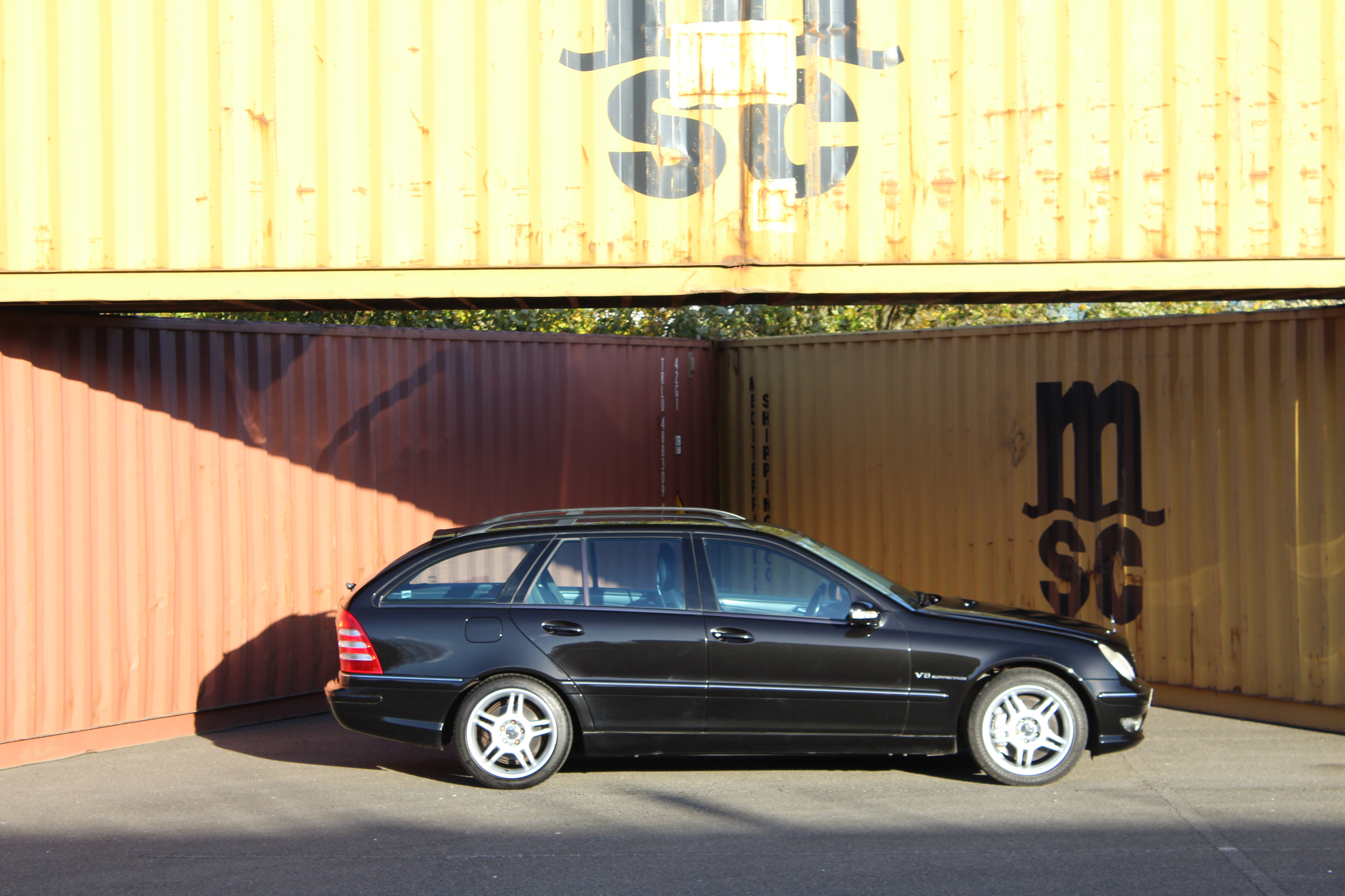 Mercedes C32 Amg Estate Garage 81