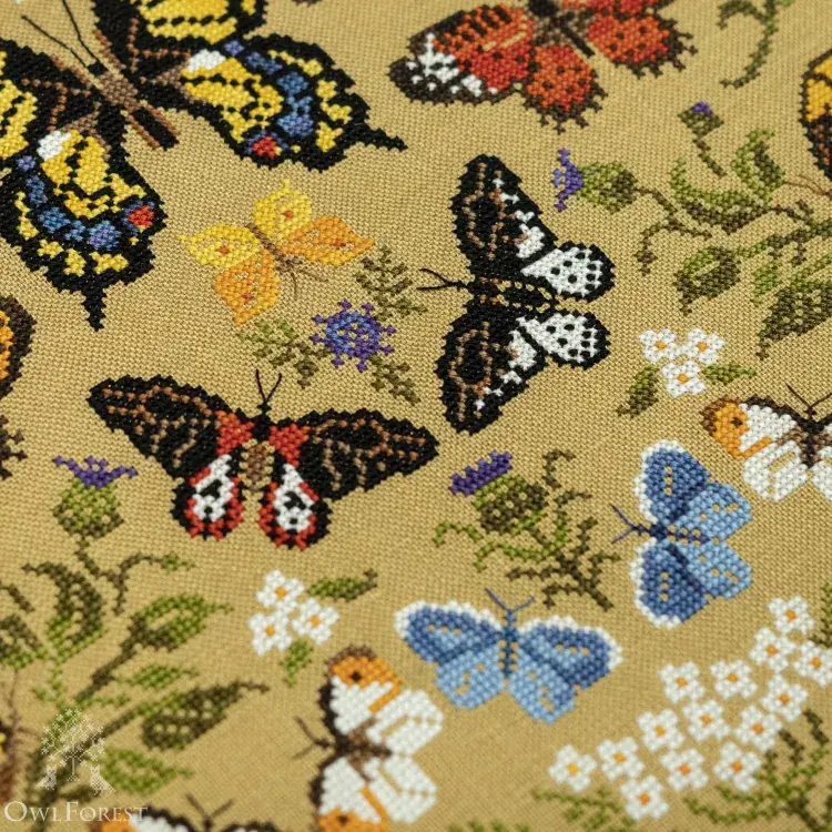 サムネイル： Kit-Dancing Butterflies