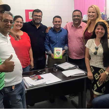 Reunião estabelece negociação permanente entre o Sindacs e a gestão municipal de Águas Belas/PE