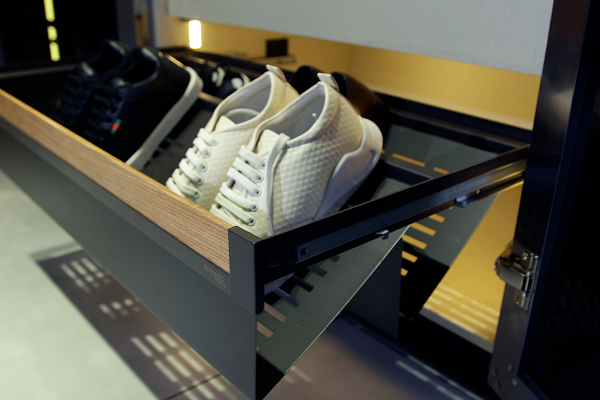 Shoe-Rack.png