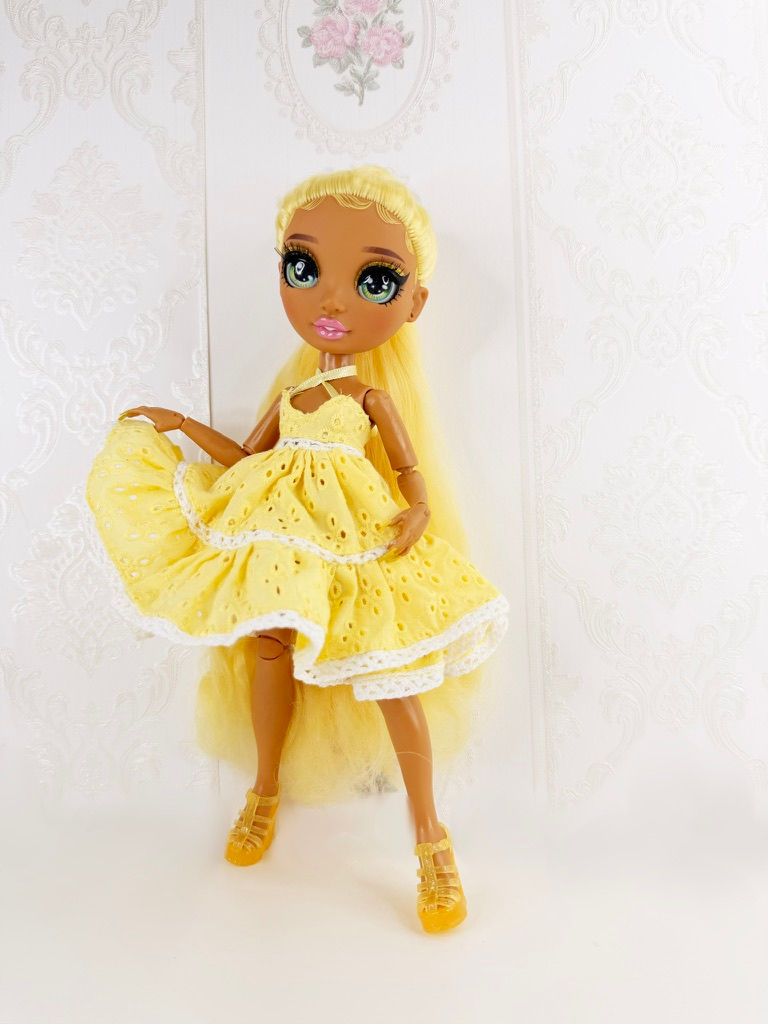 Buttercup Eyelet