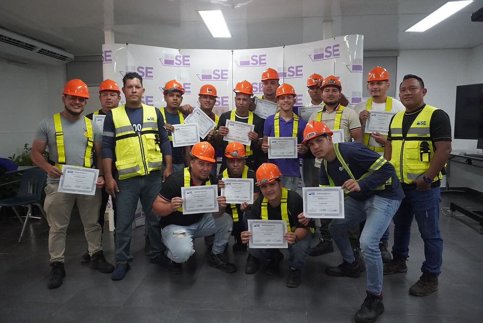 Capacitación y Ascensos de Operador de Tractor Remolque