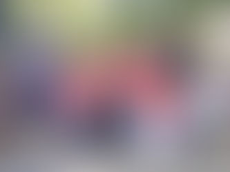 Voluntarios celebran la Navidad con niños y adultos mayores