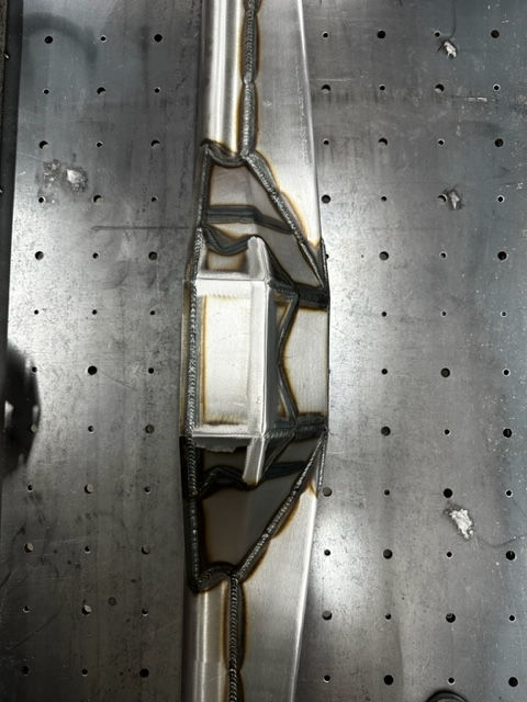 Thumbnail: 4" Rear end 9" Ford