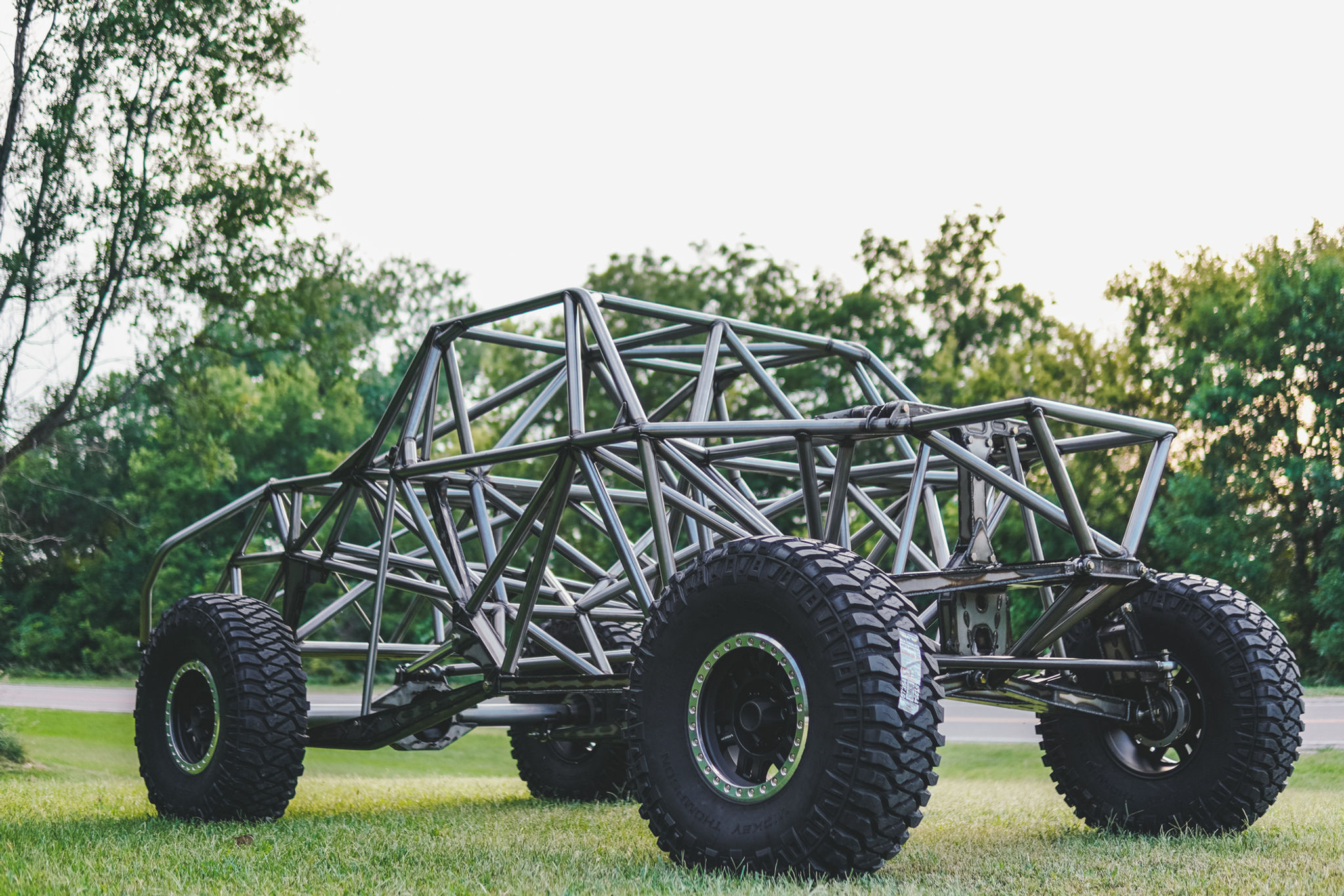 Rolling Trophy Truck chassis 2" JAMAR bits