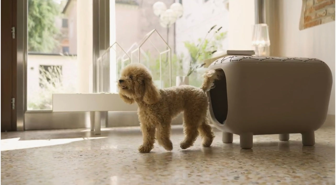 Pancuccia Designer Bench and Doghouse with Two-Tone Inner Cushion