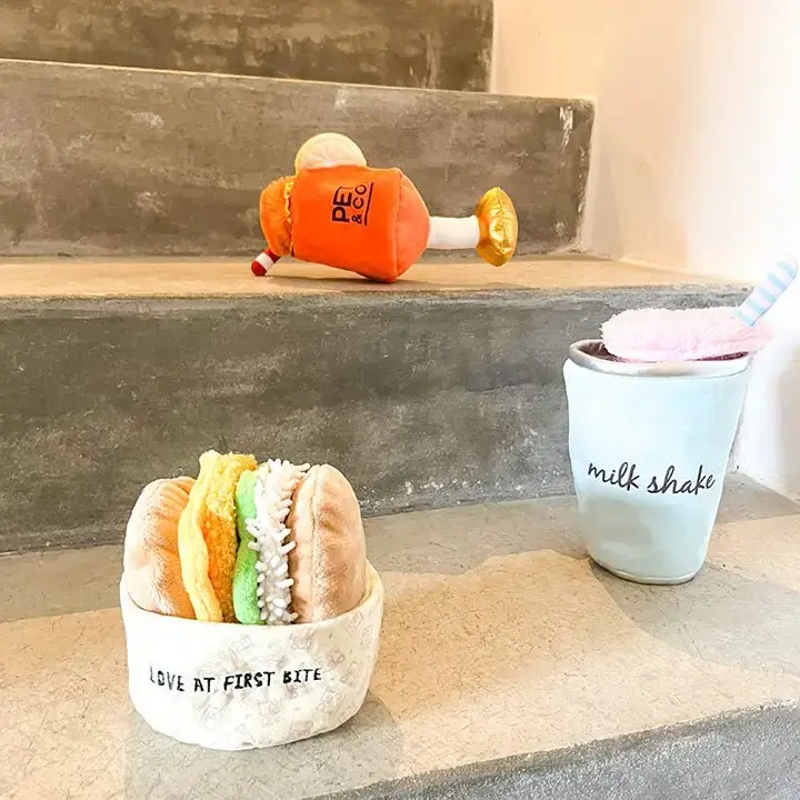 Interactive Pet Foody Toys 🍔