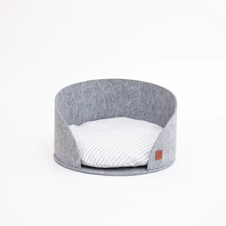 Thumbnail: Luna - the Cat Bed