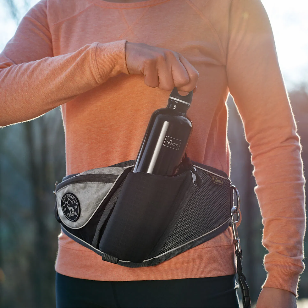 WALKING BELT POUCH WITH ANTI-JERK LEAD - By Hunter