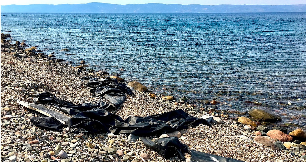 Raw material from boats as trash at the beach