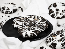 Chocolate Web Cookies