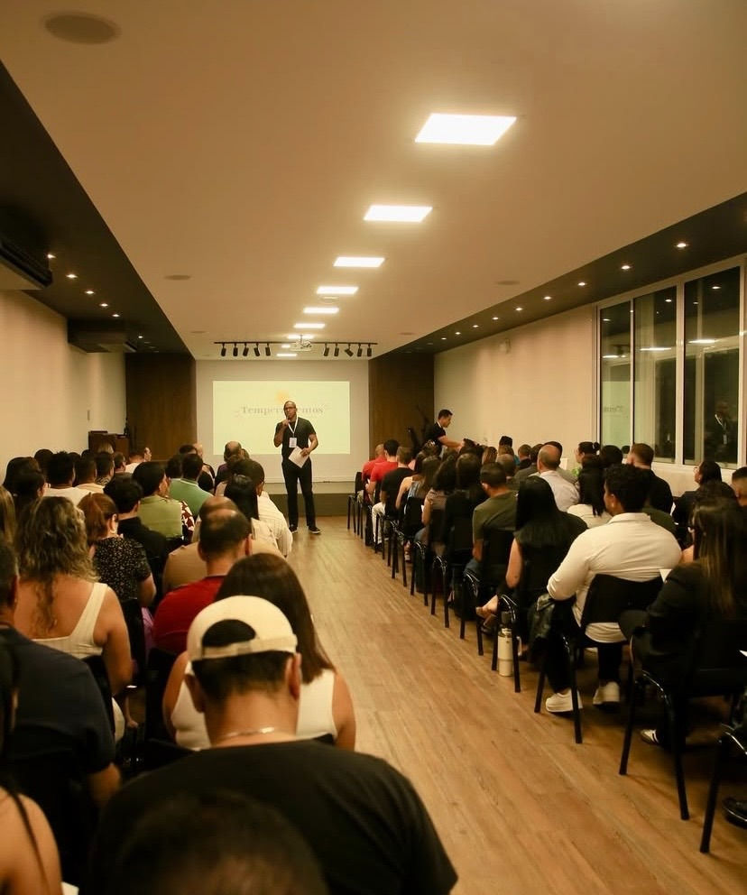 Eu & Ela: Criar filhos com propósito começa com um casal unido e fortalecido em Cristo.